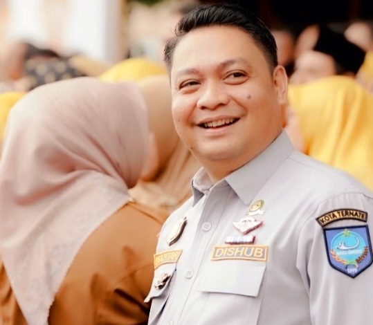 Kepala Dinas Perhubungan Kota Ternate Mochtar Hasim. (Rakyatmu)