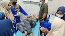 Seorang Anggota KPPS Kelurahan Tanah Tinggi Barat, Kota Ternate, Dilarikan ke RSUD Chasan Boesoirie Ternate Usai Kejang-kejang. (Rakyatmu)