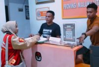 Caleg DPR RI Dapil Maluku Utara Andi Nurlinda Saat Mendatangi KPU untuk Membuat Laporan, Karena Kehilangan Ratusan Suara. (Dok. Andi/Rakyatmu)