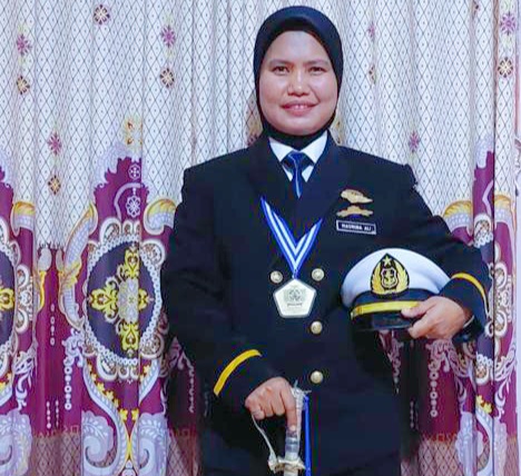 Kapten Kapal Masmina Ali Umacina yang Terpilih Sebagai Anggota DPRD Kabupaten Kepulauan Sula. (Dok. Pribadi for Rakyatmu)