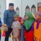 Bupati Kepulauan Sula Fifian Adeningsih Mus  Santuni Anak Yatim dan Berbagi Sembako di Bulan Ramadan. (Rakyatmu)