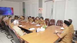 Rapat Persiapan Konsultasi Rawal RKPD Tahun 2025 yang Dipimpin Sekda Kota Ternate Rizal Marsaoly. (Rakyatmu)