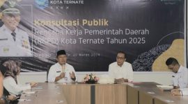 Sekda Kota Ternate Buka Konsultasi Publik RKPD Tahun 2025 di Lantai II Kantor Bappelitbangda. (Ongky for Rakyatmu)