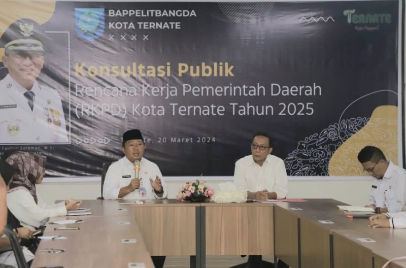 Sekda Kota Ternate Buka Konsultasi Publik RKPD Tahun 2025 di Lantai II Kantor Bappelitbangda. (Ongky for Rakyatmu)