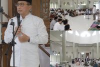 Wali Kota Ternate saat Memberikan Sambutan Usai Salat Jumat di Masjid Al-Fajri, Kelurahan Takofi, Kecamatan Pulau Moti. (Ongky/Rakyatmu)