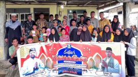 Diskominfo Halmahera Selatan berikan bantuan kepada 26 anak yatim dalam safari Ramadan. (Rakyatmu)