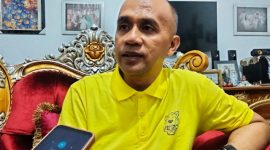 Firman Mudaffar Sjah saat Menyebutkan Mengantongi Tiga Parpol untuk Maju Bertarung Pilwako Ternate. (Rakyatmu)