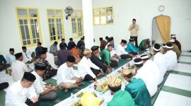 Wali Kota Ternate Hadiri Acara Syukuran Khatam Qur'an di Kelurahan Togolobe, Kecamatan Pulau Hiri. (Dok. Humas Pemkot for Rakyatmu)