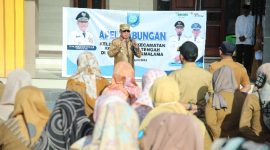 Wali Kota Ternate M. Tauhid Soleman Memberikan Arahan di Apel Gabungan Lurah se-Kecamatan Ternate Tengah. (Bucek/Rakyatmu)