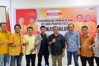 Edi Langkara Mengikuti Fit And Proper Test Partai Hanura dan Mengembalikan Formulir Pendaftaran Bakan Calon Bupati Halmahera Tengah. (Rakyatmu)