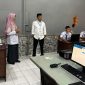 Kepala Dinas Kota Ternate Pantau Ujian Akhir Sekolah. (Rakyatmu)
