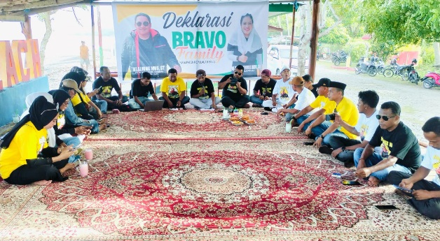 Relawan Bravo Family Deklarasi Menangkan Aliong Mus di Pemilihan Gubernur Maluku Utara. (Rakyatmu)