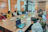 Rapat Koordinasi Renovasi Jembatan di Jl. Sultan M. Djabir Sjah 01, Kelurahan Makassar Timur. (Dok.Pemkot/Rakyatmu)