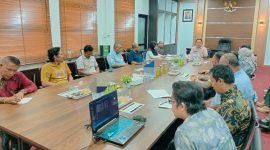 Rapat Koordinasi Renovasi Jembatan di Jl. Sultan M. Djabir Sjah 01, Kelurahan Makassar Timur. (Dok.Pemkot/Rakyatmu)
