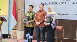 Wakil Bupati Ramli Terima LHP atas laporan keuangan Pemerintah Pulau Taliabu Tahun 2023 dari BPK RI Perwakilan Maluku Utara. (Rakyatmu)