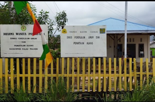 Kantor PUPR Kabupaten Pulau Taliabu. (Rakyatmu)