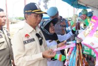Satgas Ketpang Kabupaten Pulau Taliabu Melakukan Pemantauan Kestabilan Pangan Hari Raya Idul Adha dan Penertiban Makanan Kedaluwarsa. (Rakyatmu)