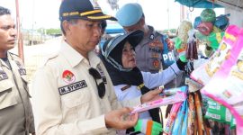 Satgas Ketpang Kabupaten Pulau Taliabu Melakukan Pemantauan Kestabilan Pangan Hari Raya Idul Adha dan Penertiban Makanan Kedaluwarsa. (Rakyatmu)