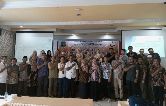 RSUD Chasan Boesoirie Ternate Menggelar Forum Konsultasi Publik tentang Peningkatan Standar Pelayanan. (Rakyatmu)