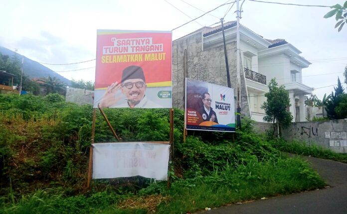 Salah Satu Baliho Bakal Calon Sultan Tidore H. Husain Alting Sjah di Kota Ternate di Jerbus, Kelurahan Tanah Tinggi Barat yang Rusak. (Rakyatmu)