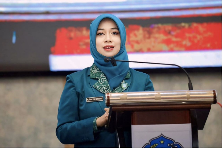 Ketua TP-PKK Rifa’at Al Sa’adah Saat Membuka Acara Bimtek Penerapan Sistem Pelaporan Terintegrasi. (Istimewa)