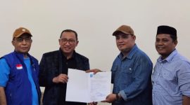 Bakal Calon Wali Kota Ternate M. Tauhid Soleman Menerima Rekomendasi PAN. (Rakyatmu)