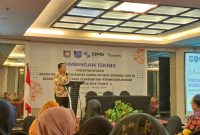 Sekretaris Daerah Kota Ternate Dr. Rizal Marsaoly saat Membuka Bimtek Penerapan SPID-RI. (Rakyatmu)
