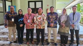 Sekretaris Daerah Kota Ternate Rizal Marsaoly dan Kepala BPKAD Samin Marsaoly Bersama Refomer PKN II Angkatan VIII.