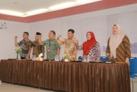 Rapat Evaluasi Program Kegiatan Dinas Pendidikan Kota Ternate Tahun 2024 Termasuk Membahas Penarikan Guru PNS di Sekolah Swasta. (Bucek/Rakyatmu) 