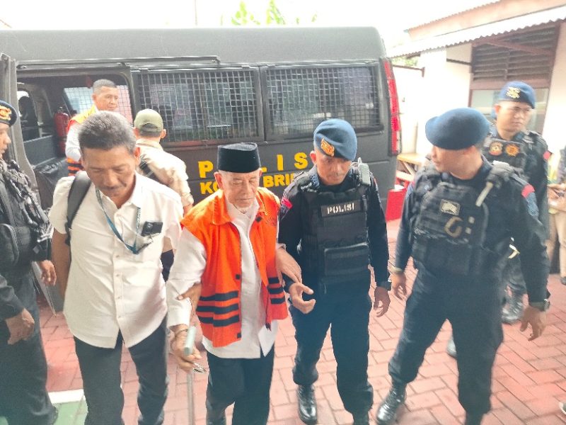 Mantan Gubernur Maluku Utara  Abdul Gani Kasuba di Pengadilan Tindak Pidana Korupsi Pengadilan Negeri Ternate. (Rakyatmu)
