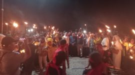 Ribuan Pendukung Sambut Kedatangan Pasangan Calon Citra-Utu di Pelabuhan Bobong. (Rakyatmu)