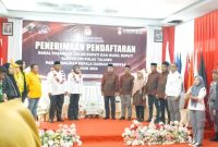 Calon Bupati dan Wakil Bupati Pulau Taliabu Citra Puspasari Mus dan La Utu Ahmadi Mendaftar di KPU. (Rakyatmu)