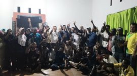 Warga Kecamatan Pulau Gebe, Kabupaten Halmahera Tengah Bersikap Menangkan Elang-Rahim di Pilkada 2024. (Rakyatmu)