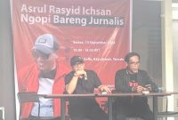 Asrul Rasyid Ichsan Membangun Diskusi Bertajuk Ngopi Bareng Jurnalis di Rotasi Caffe. (Rakyatmu)