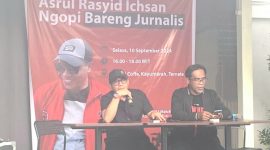 Asrul Rasyid Ichsan Membangun Diskusi Bertajuk Ngopi Bareng Jurnalis di Rotasi Caffe. (Rakyatmu)