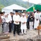 Proses Peletakan Batu Pertama Musala Raudhatul Jannah di Kelurahan Tafamutu. (Dok. Humas for Rakyatmu)