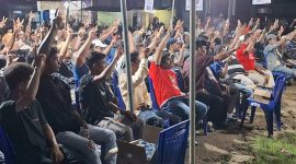 Kampanye Paslon Nomor 2 Elang-Rahim di Desa Desa Ake Ici, Kabupaten Halmahera Tengah. (Rakyatmu)