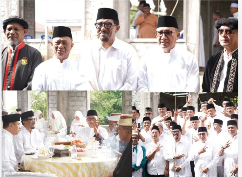 Wali Kota Ternate M. Tauhid Soleman, Sultan Tidore Husain Alting Sjah dan Pihak Kesultanan Ternate Foto Bersama Usai Pemasangan Tiang Alif Masjid Itsar Kelurahan Maliaro. (Rakyatmu)
