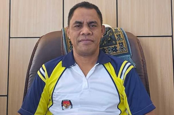 Ketua Divisi Sosialisasi Pendidikan Pemilih Partisipasi Masyarakat dan SDM Komisi Pemilihan Umum Provinsi Maluku Utara, Iwan H. Kader. (Rakyatmu)