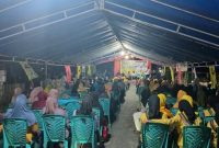 Calon Wakil Bupati La Utu Ahmadi saat kampanye di Desa Nggele. (Rakyatmu)