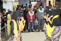 Paslon Nomor Urut 2, Citra Puspasari Mus dan La Utu Ahmadi Melaksanakan Kampanye di Desa Limbo dan Desa Lohokbuba. (Rakyatmu)