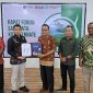 Kepala Bappelitbangda Kota Ternate Taufik Jauhar Terima Hasil Evaluasi Penyelenggaraan Statistik Sektoral Tahun 2024. (Rakyatmu)
