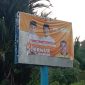 Baliho Paslon Muhammad Kasuba dan Basri Salama di Depan Bandara Emalamo Sanana, Kabupaten Kepulauan. (Rakyatmu)
