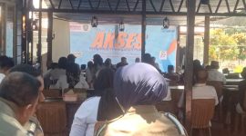 Dialog Ombudsman RI Perwakilan Maluku Utara di Wailback Caffe, Sanana Utara, Kabupaten Kepulauan Sula. (Rakyatmu)