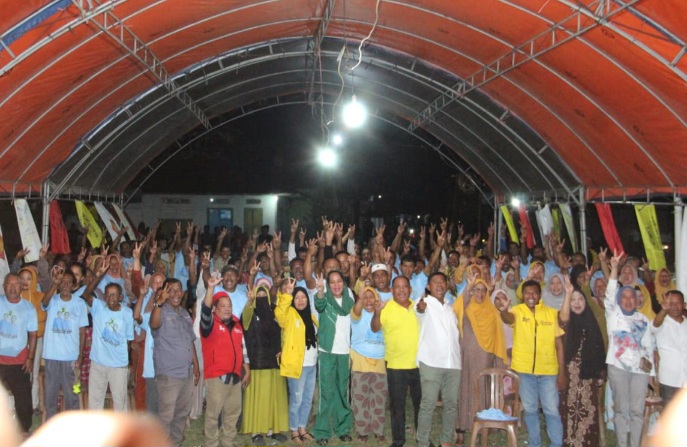 Kampanye Paslon Nomor Urut 2 CPM-UTUH di Desa Sahu, Kecamatan Taliabu Utara, Kabupaten Pulau Taliabu. (Rakyatmu)