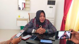 Pjs. Bupati Kabupaten Kepulauan Sula Wa Zaharia. (Rakyatmu)