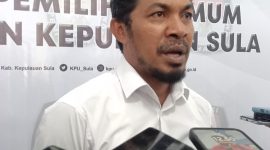 Ketua KPU Kabupaten Kepulauan Sula, Risman Buamona (Rakyatmu)