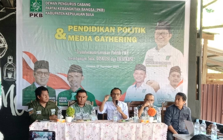 DPC PKB Kabupaten Kepulauan Sula Gelar Diskusi Publik di Wailback Caffe Sanana. (Rakyatmu)