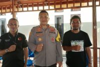 Kapolres Kepulauan Sula AKBP Kodrat Muh Hartanto bersama Ketua KPU dan Ketua Bawaslu Kepulauan Sula. (Rakyatmu)