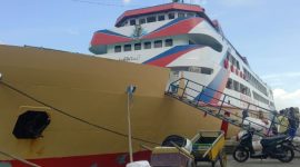 KM Permata Obi di Pelabuhan Sanana. (Rakyatmu)